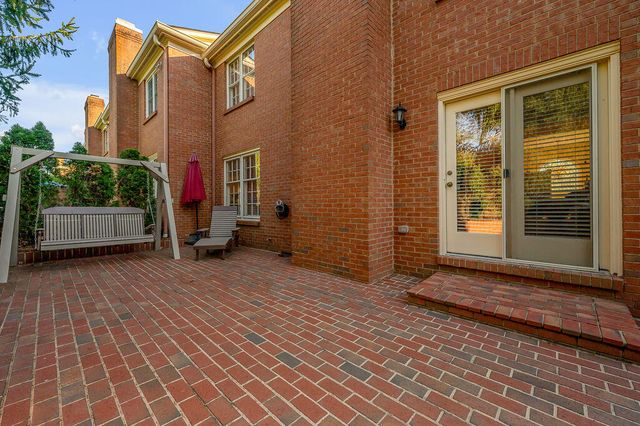 1056 Taborlake Drive, Lexington, KY 40502