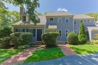 1160 Phinney's Lane B BLDG 4, Centerville, MA 02632