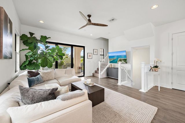 5157 Beckman Terrace, Palm Beach Gardens, FL 33418