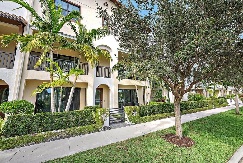 5157 Beckman Terrace, Palm Beach Gardens, FL 33418