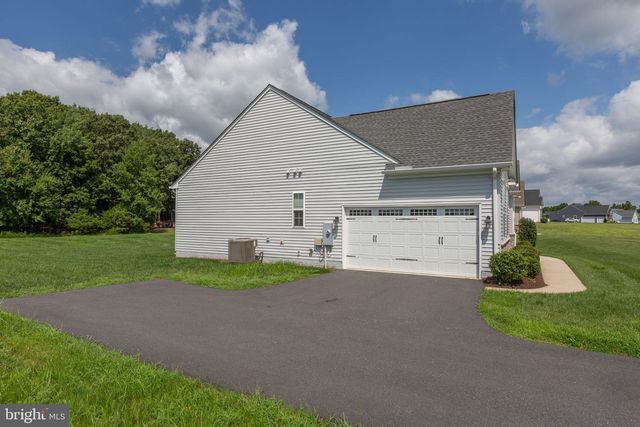 207 LIBERTY HALL DR, Fredericksburg, VA 22406