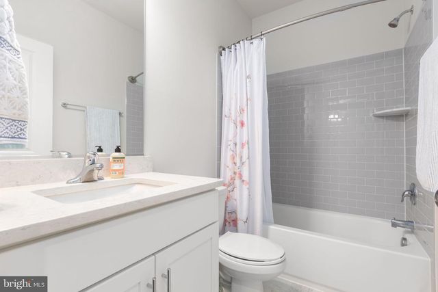 207 LIBERTY HALL DR, Fredericksburg, VA 22406
