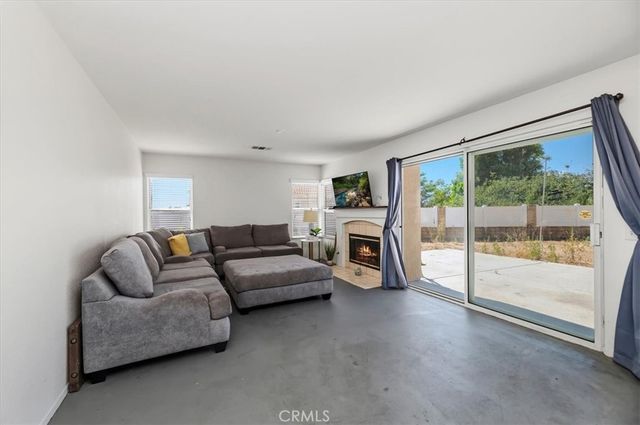 352 Leafwood Court, Riverside, CA 92506