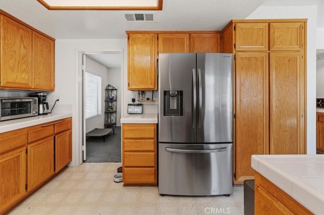 352 Leafwood Court, Riverside, CA 92506