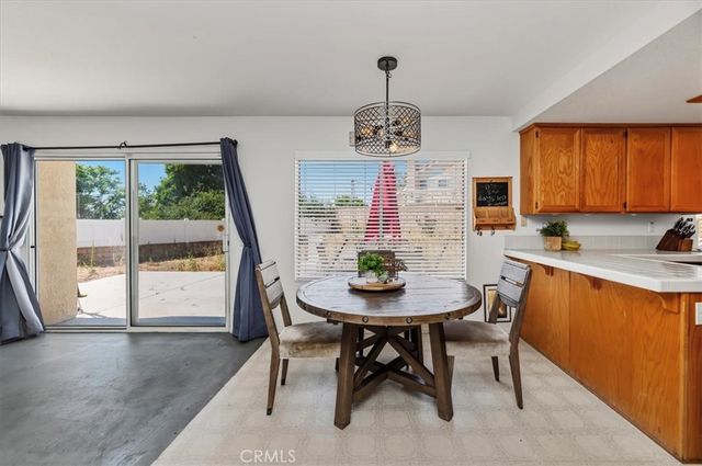 352 Leafwood Court, Riverside, CA 92506