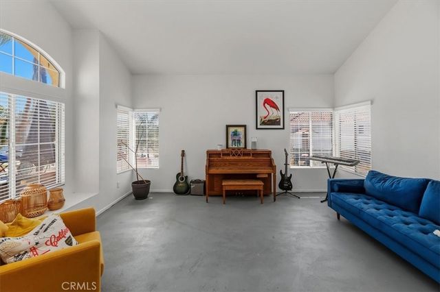 352 Leafwood Court, Riverside, CA 92506