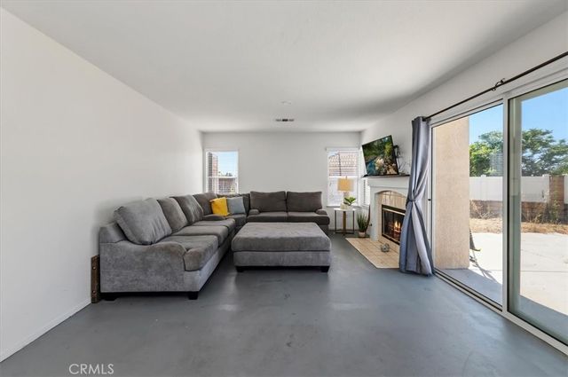 352 Leafwood Court, Riverside, CA 92506