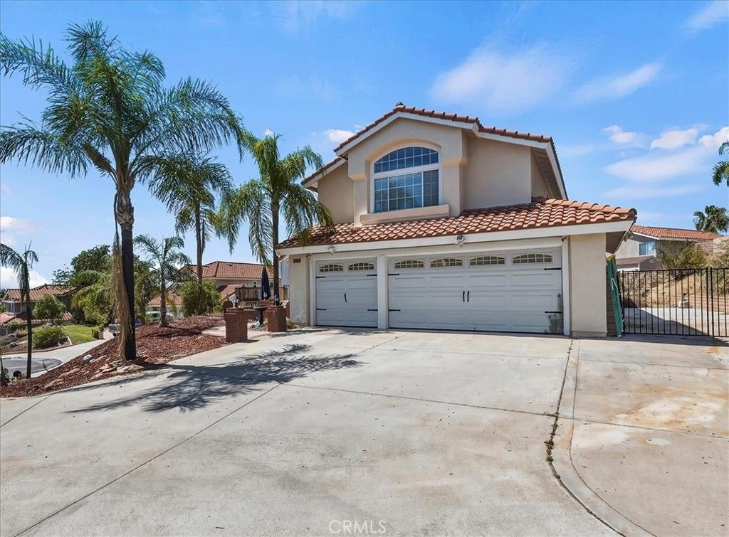 352 Leafwood Court, Riverside, CA 92506