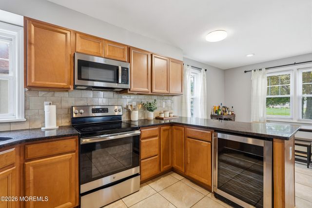 2809 Nottingham Way, Hamilton, NJ 08619