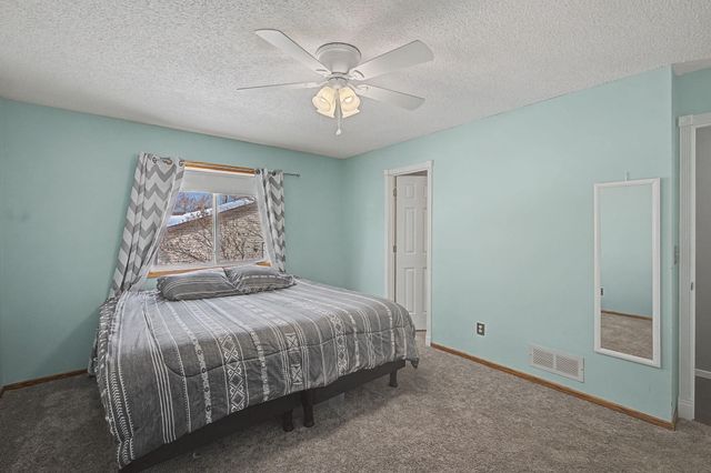 9614 Wellington Lane N, Maple Grove, MN 55369