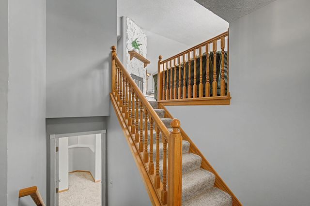 9614 Wellington Lane N, Maple Grove, MN 55369