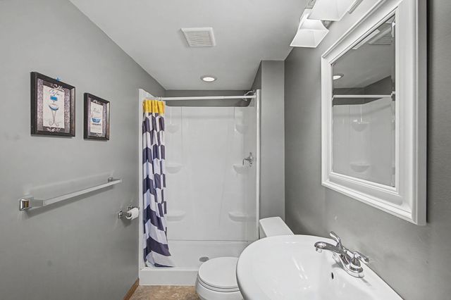 9614 Wellington Lane N, Maple Grove, MN 55369