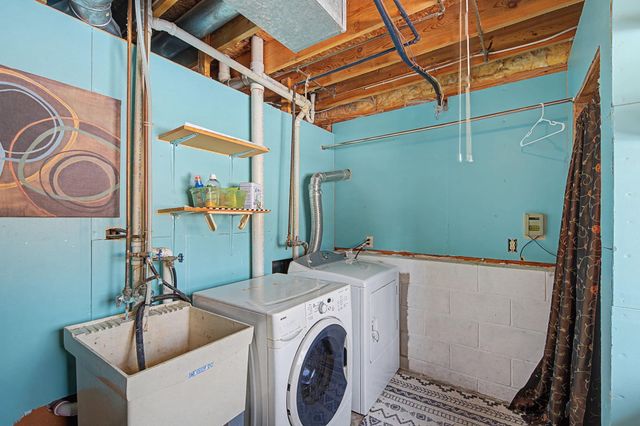 9614 Wellington Lane N, Maple Grove, MN 55369