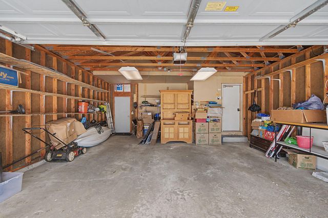 9614 Wellington Lane N, Maple Grove, MN 55369