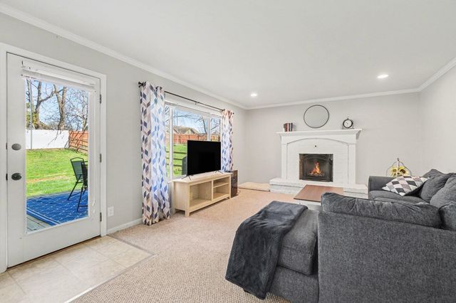 8430 Woodcreek Drive, Florence, KY 41042