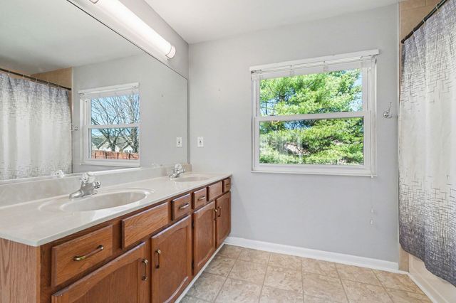 8430 Woodcreek Drive, Florence, KY 41042