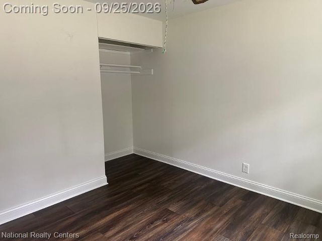2546 LAFAY DRIV N Lafay Drive, West Bloomfield, MI 48324
