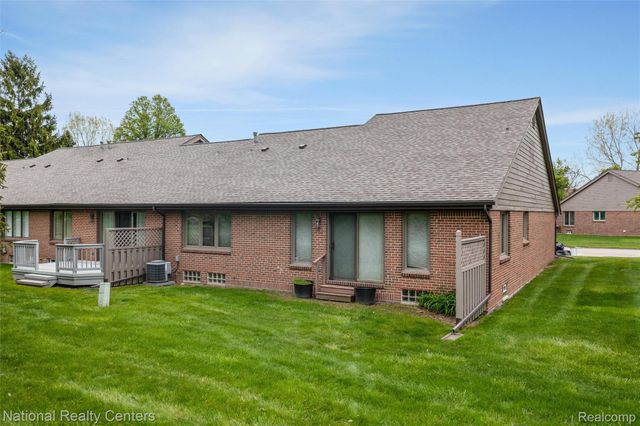16061 Meadows Drive, Macomb Township, MI 48044