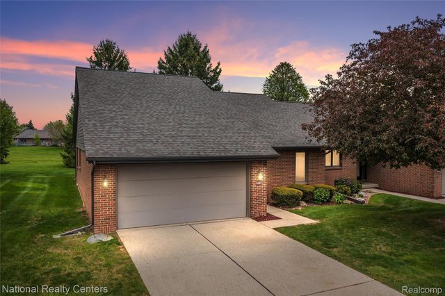 16061 Meadows Drive, Macomb Township, MI 48044