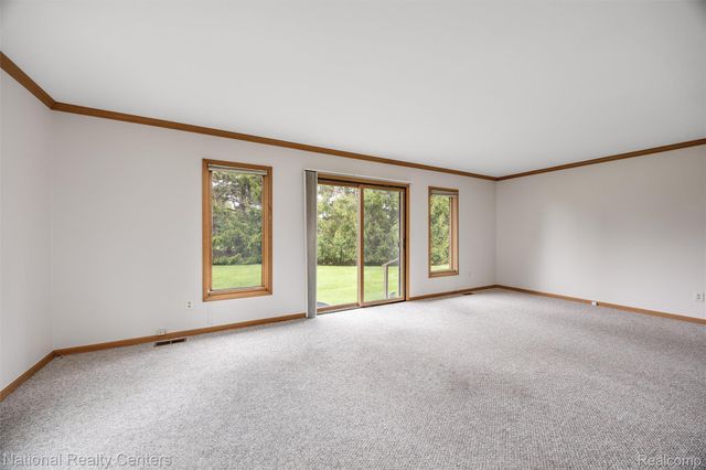 16061 Meadows Drive, Macomb Township, MI 48044