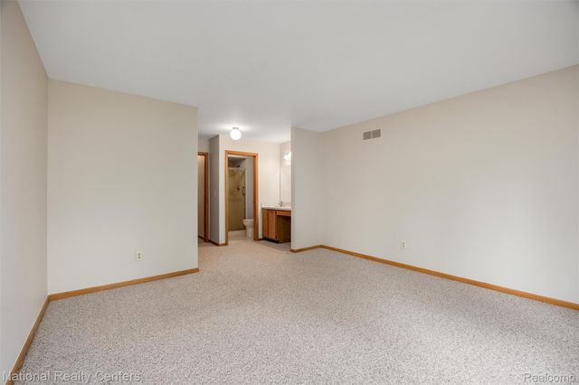 16061 Meadows Drive, Macomb Township, MI 48044