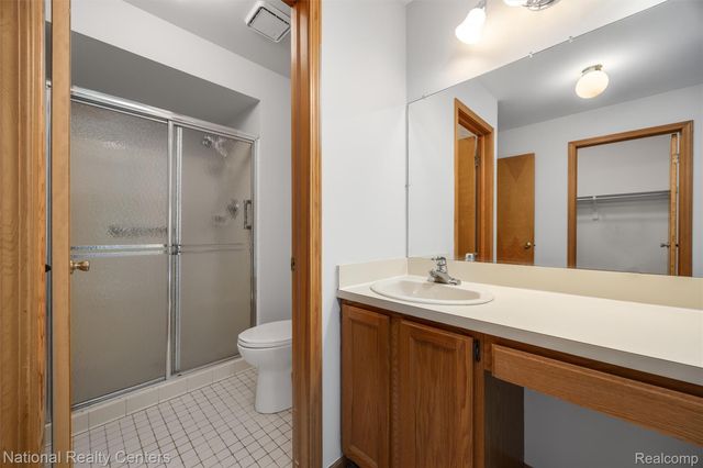 16061 Meadows Drive, Macomb Township, MI 48044