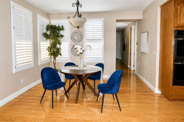 9209 Brigantine Ct, Elk Grove, CA 95758