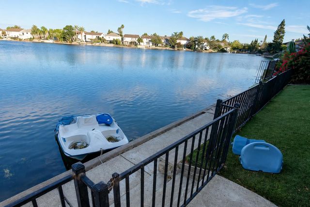 9209 Brigantine Ct, Elk Grove, CA 95758