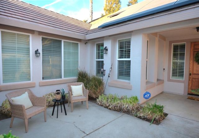 9209 Brigantine Ct, Elk Grove, CA 95758