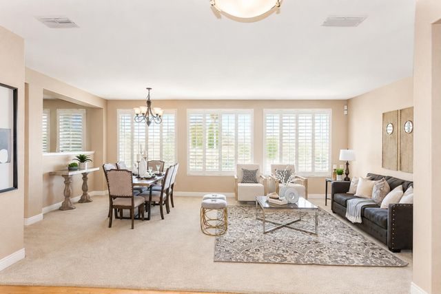 9209 Brigantine Ct, Elk Grove, CA 95758
