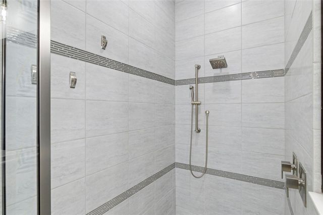 2552 OAKWOOD PRESERVE DRIVE, Wesley Chapel, FL 33543