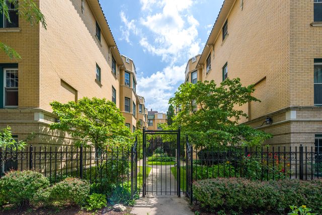 5515 N winthrop Avenue 2A, Chicago, IL 60640