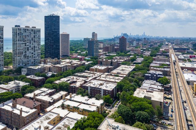 5515 N winthrop Avenue 2A, Chicago, IL 60640