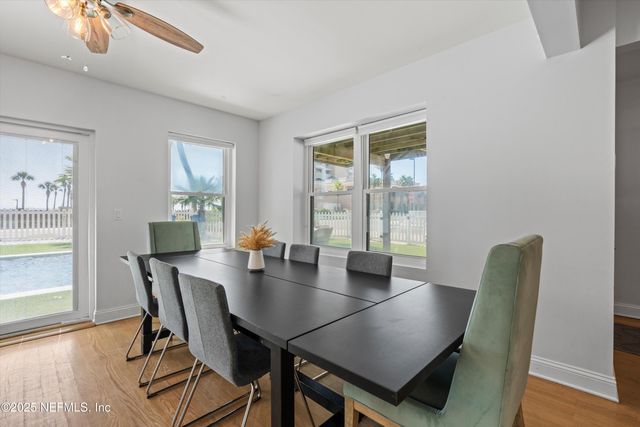 109 12TH Avenue N, Jacksonville Beach, FL 32250