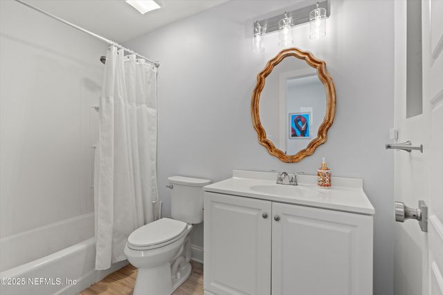 109 12TH Avenue N, Jacksonville Beach, FL 32250