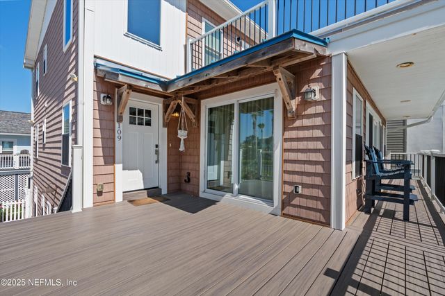 109 12TH Avenue N, Jacksonville Beach, FL 32250