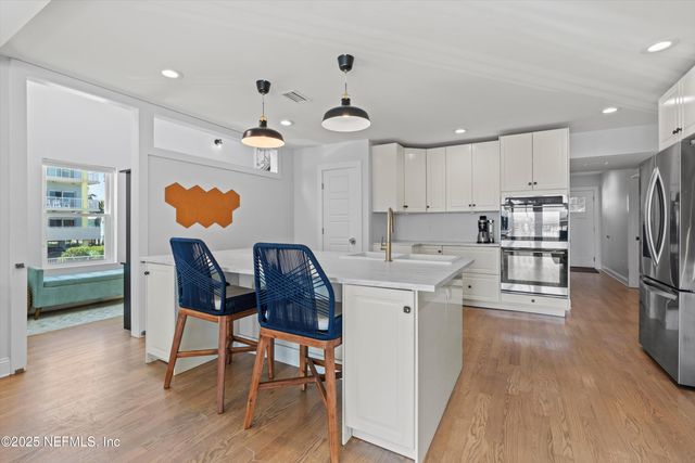 109 12TH Avenue N, Jacksonville Beach, FL 32250