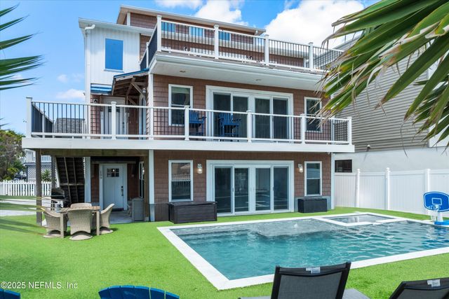 109 12TH Avenue N, Jacksonville Beach, FL 32250