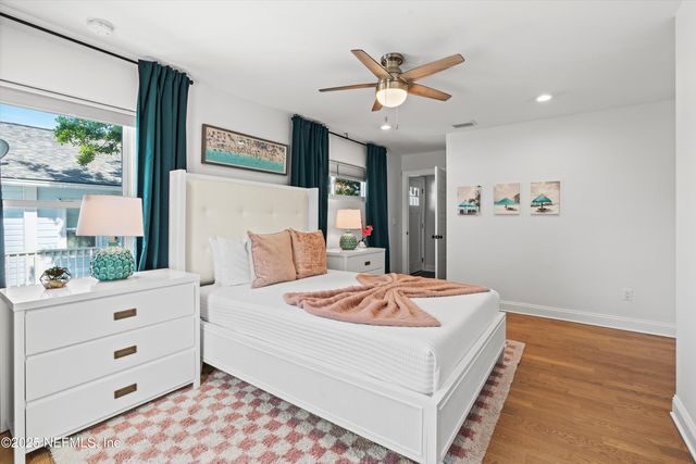 109 12TH Avenue N, Jacksonville Beach, FL 32250