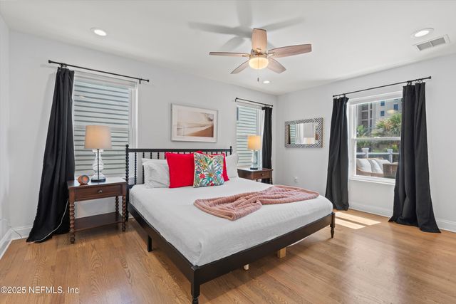 109 12TH Avenue N, Jacksonville Beach, FL 32250