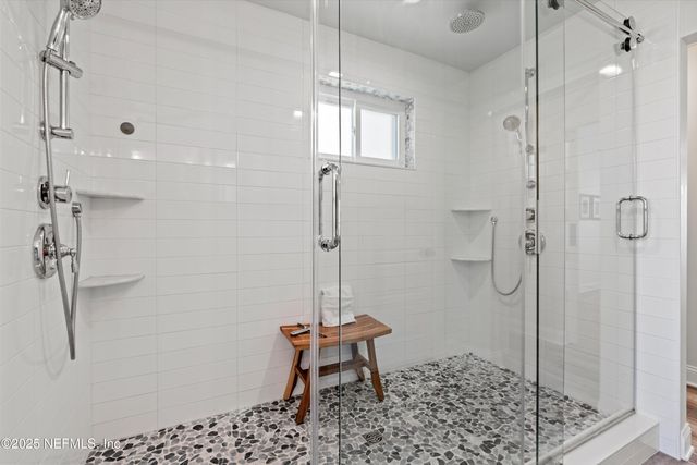 109 12TH Avenue N, Jacksonville Beach, FL 32250