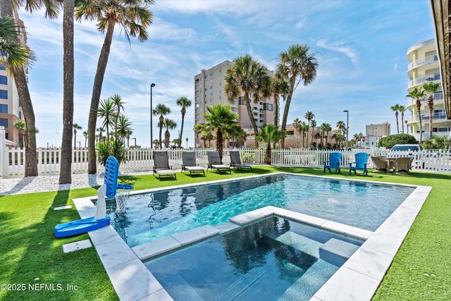 109 12TH Avenue N, Jacksonville Beach, FL 32250