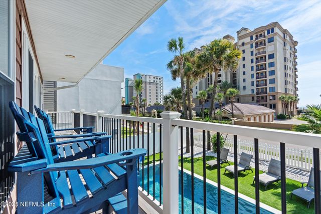 109 12TH Avenue N, Jacksonville Beach, FL 32250