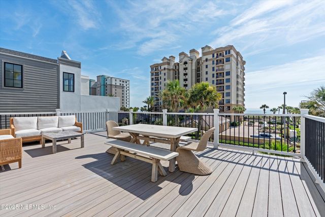 109 12TH Avenue N, Jacksonville Beach, FL 32250