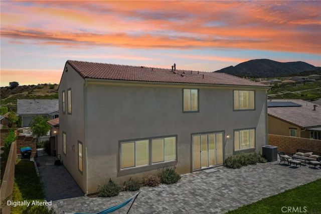 1886 Pele Way, Corona, CA 92882