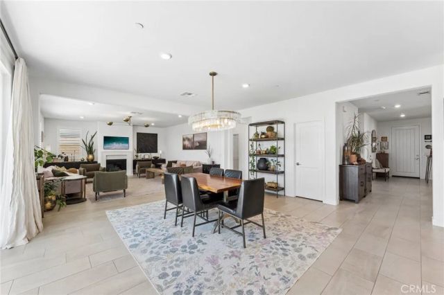 1886 Pele Way, Corona, CA 92882