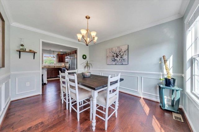 522 Cambridge Court RD, Vinton, VA 24179