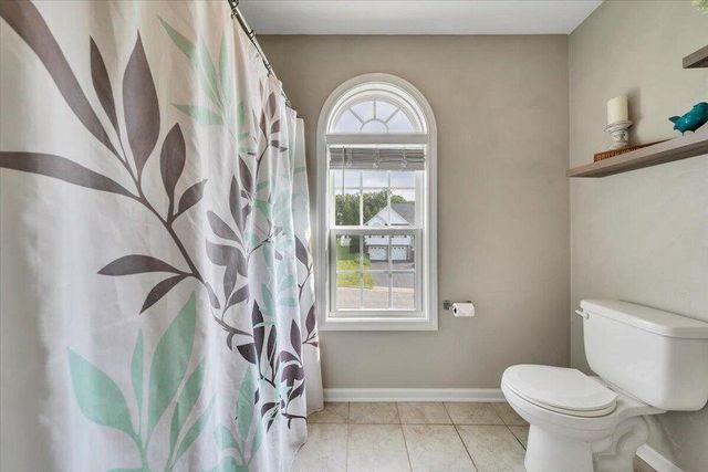 522 Cambridge Court RD, Vinton, VA 24179