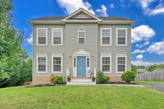 522 Cambridge Court RD, Vinton, VA 24179