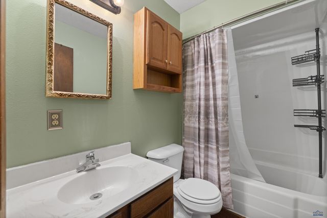 2636 PLATEAU LN, Rapid City, SD 57703